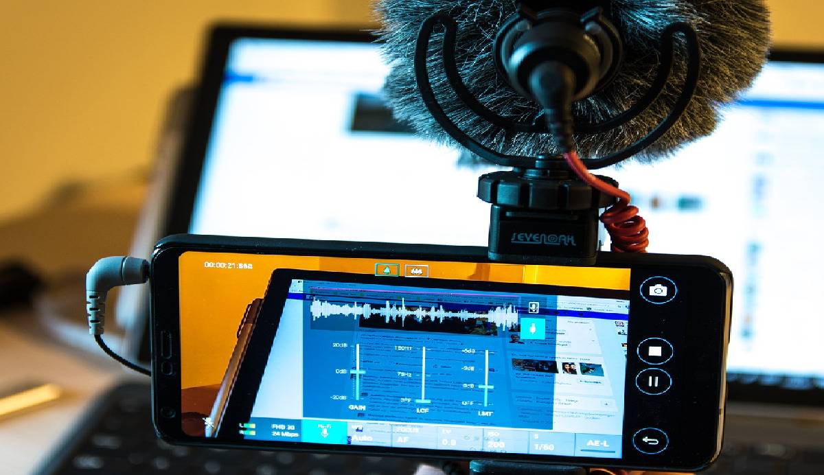 Verificación de audio por amenazas